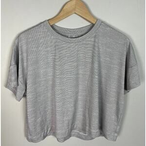 All in Motion Gray Texture Cropped Tee Shirt Size L Activewear Athleisure Womens